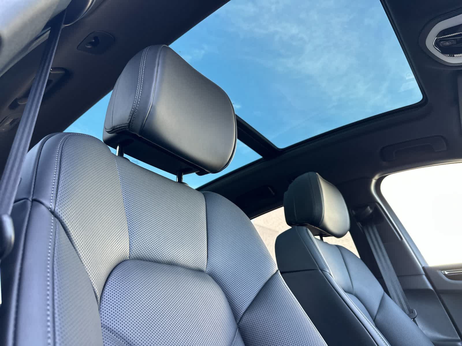 New 2026 Porsche Macan S AWD/4WD image 18