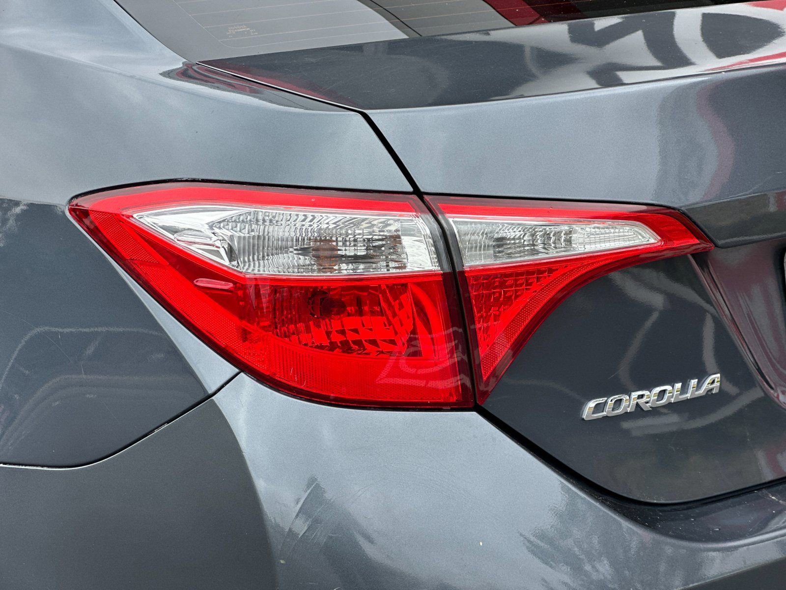 Used 2016 Toyota Corolla L image 21
