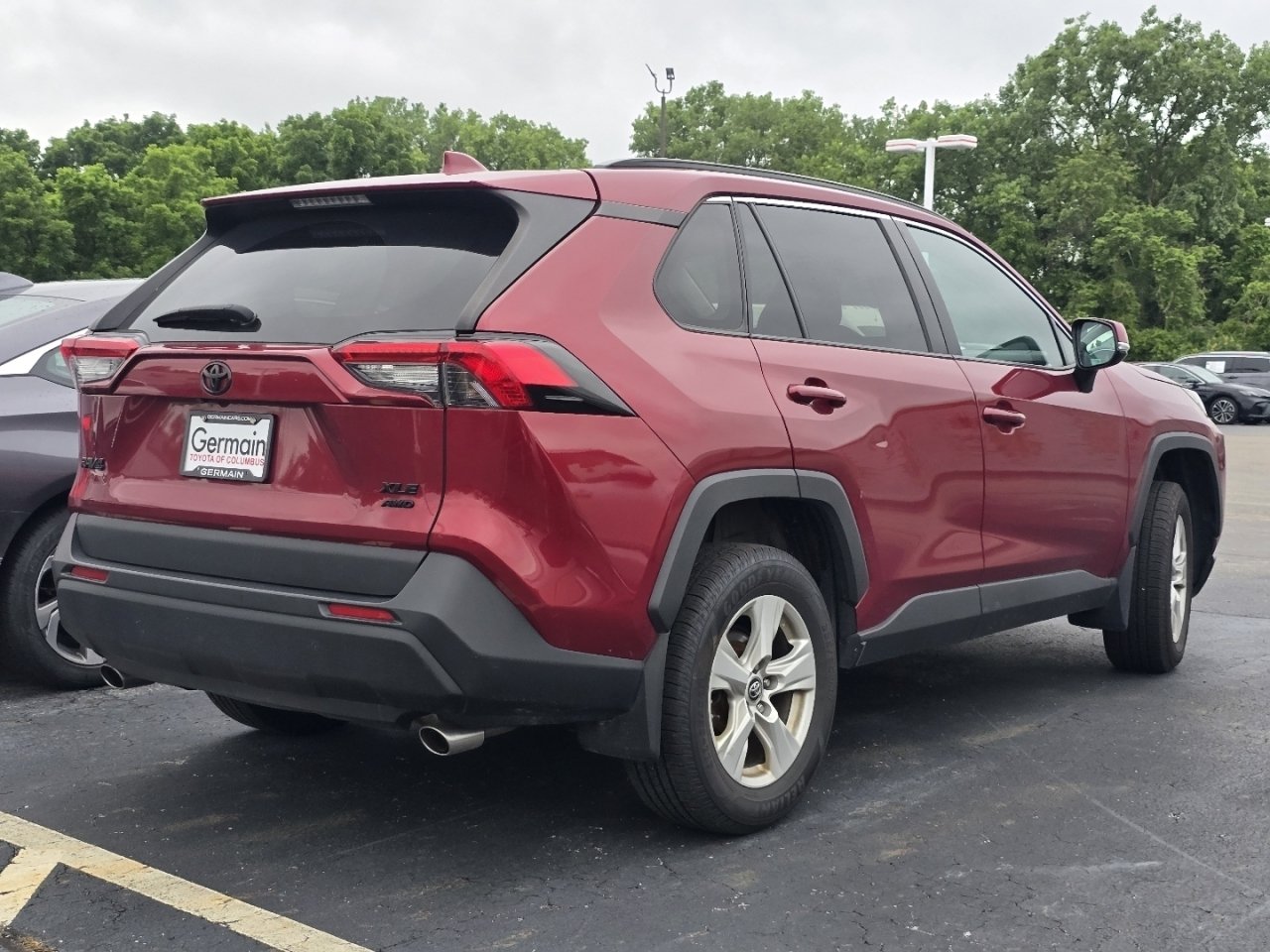 Used 2019 Toyota RAV4 XLE AWD/4WD image 7