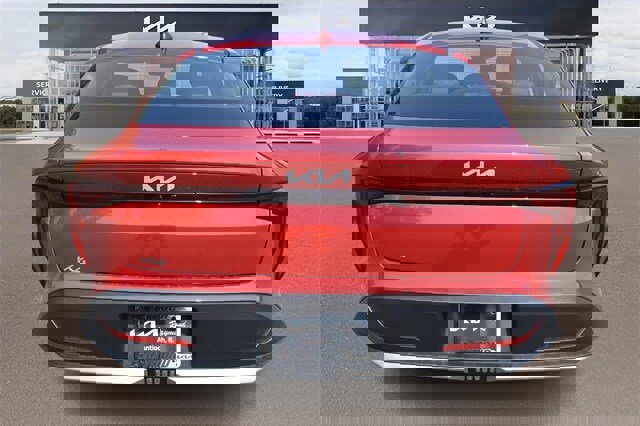 New 2025 Kia K4 EX image 5