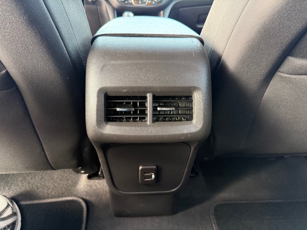 Used 2019 Chevrolet Equinox LT FWD image 20