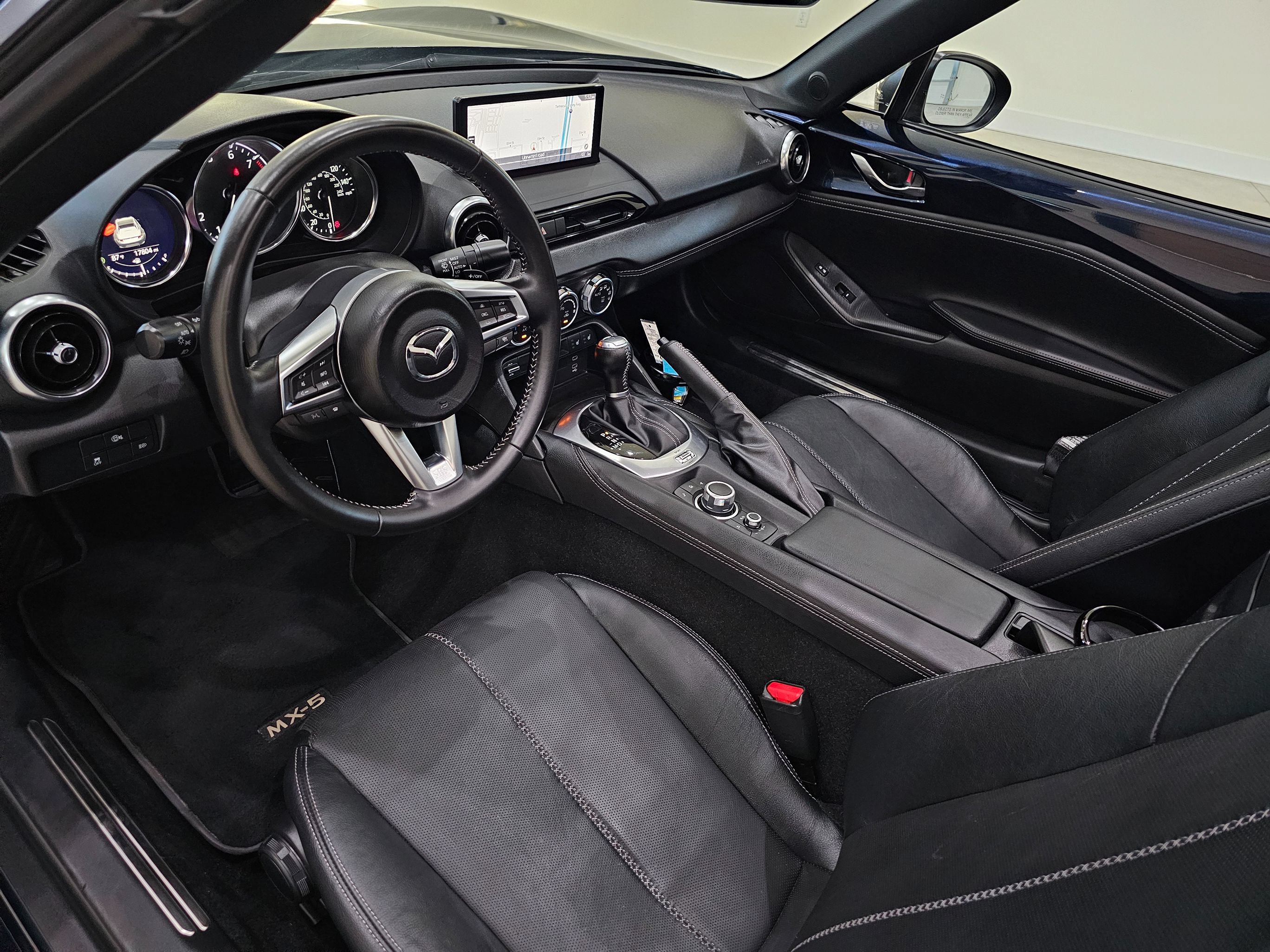Used 2025 MAZDA MX-5 Miata RF Grand Touring RWD image 18