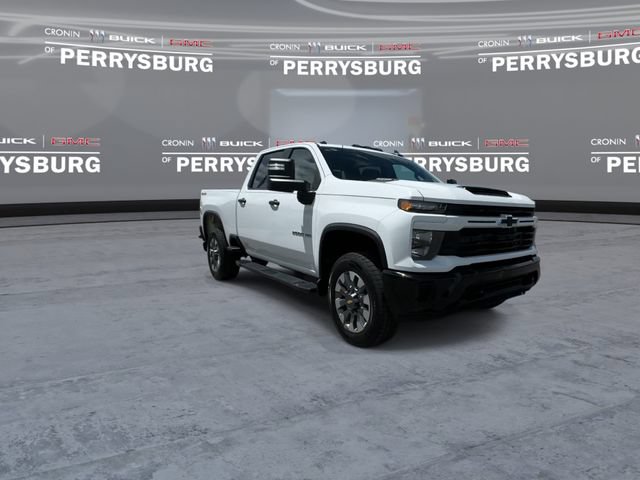 Used 2024 Chevrolet Silverado 2500 Custom w/ Custom Value Package AWD/4WD image 2