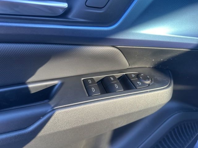 New 2026 Chevrolet Equinox EV LT image 13