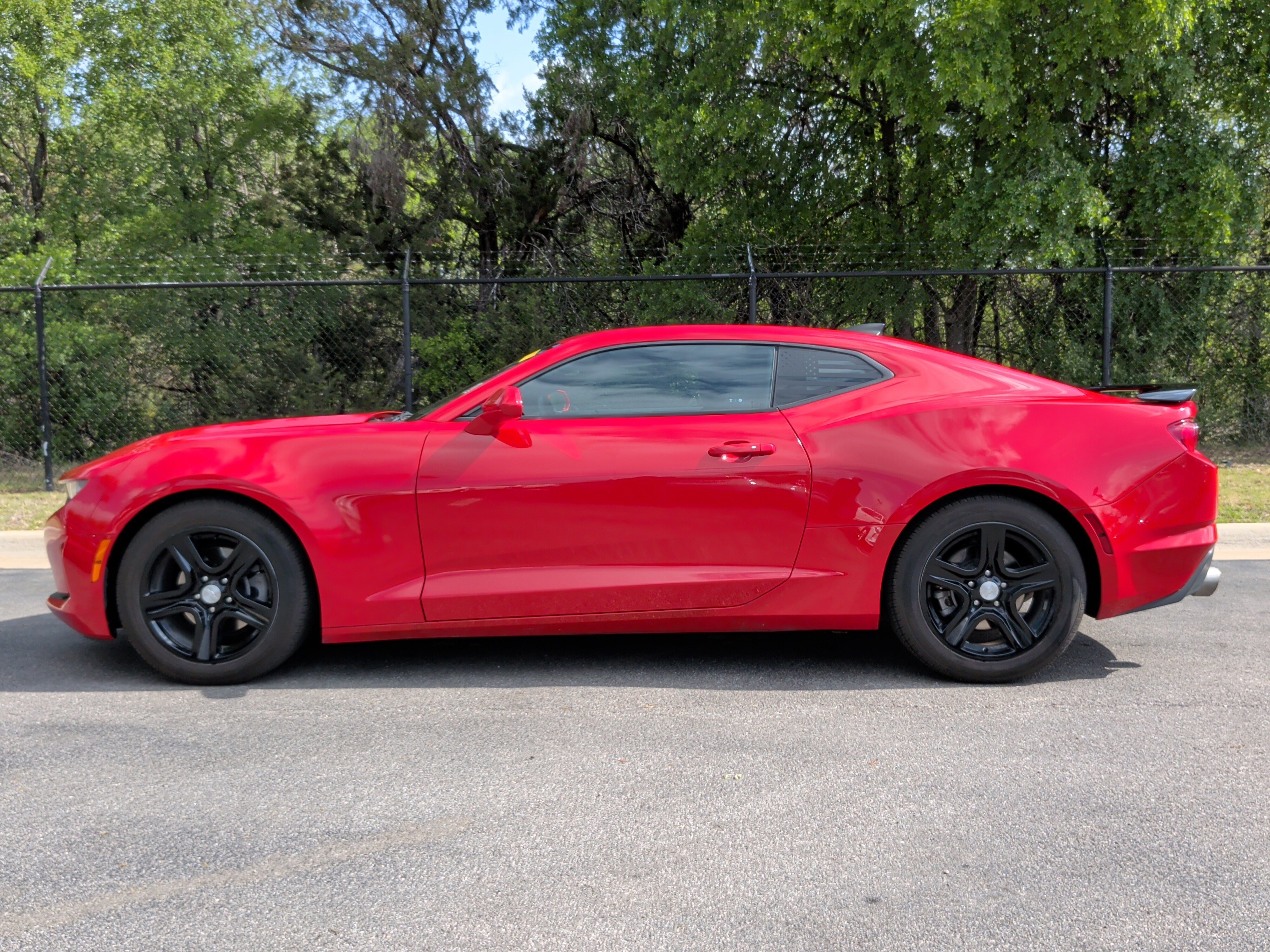 Used 2023 Chevrolet Camaro LT image 10