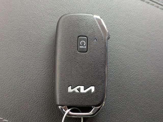 Used 2024 Kia Seltos S image 33
