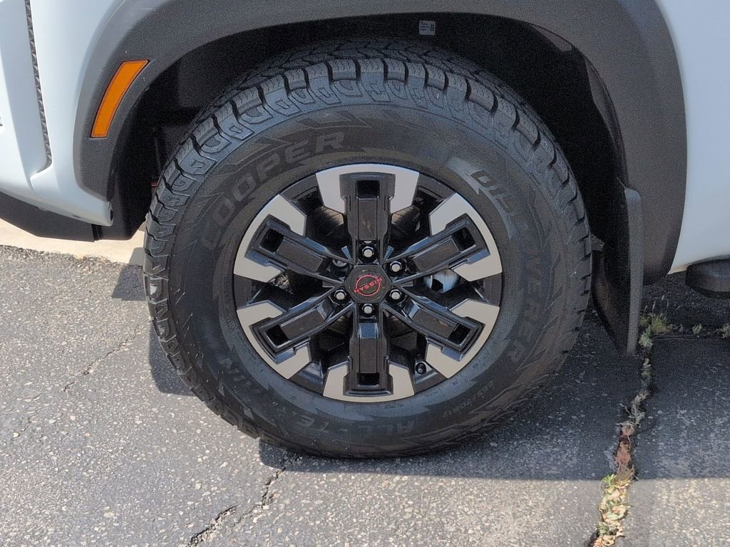 Used 2023 Nissan Frontier PRO-4X w/ Pro Convenience Package image 10