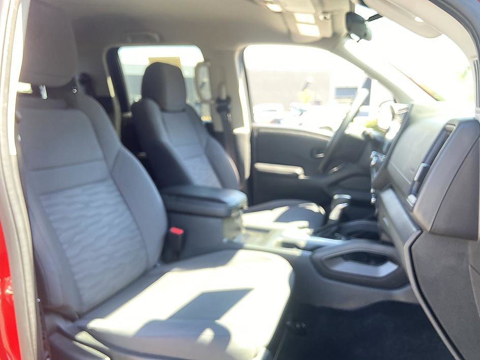 Certified 2025 Nissan Frontier S image 17