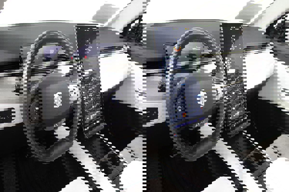 Used 2023 Fisker Ocean One image 7