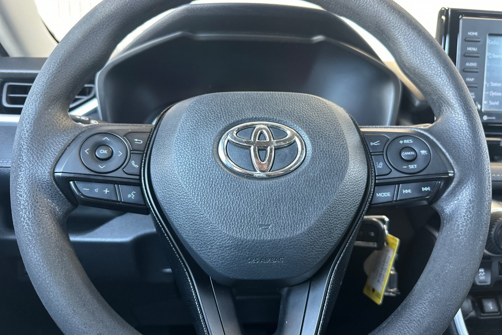 Certified 2021 Toyota RAV4 LE w/ Carpet Mat Package (TMS) FWD image 21