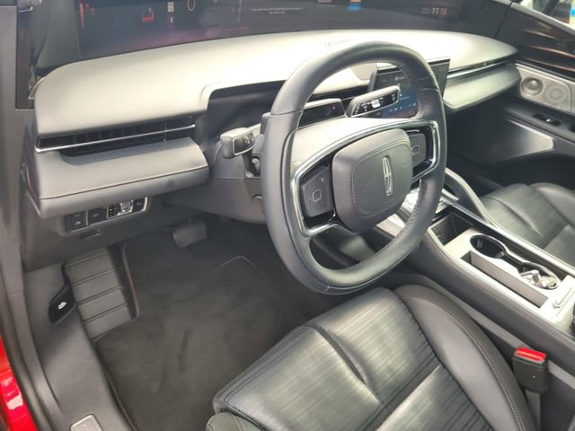 Used 2024 Lincoln Nautilus Reserve w/ Equipment Group 203A image 9