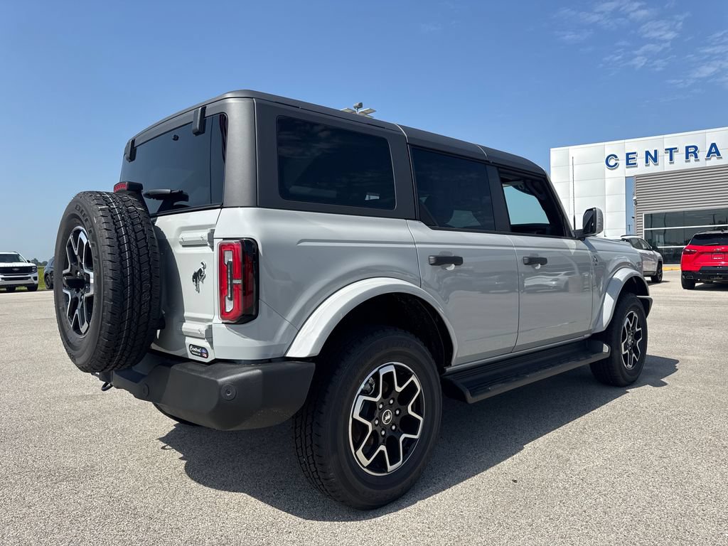 New 2026 Ford Bronco Outer Banks AWD/4WD image 6