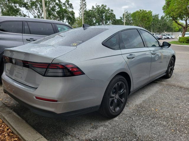 Used 2025 Honda Accord SE image 5