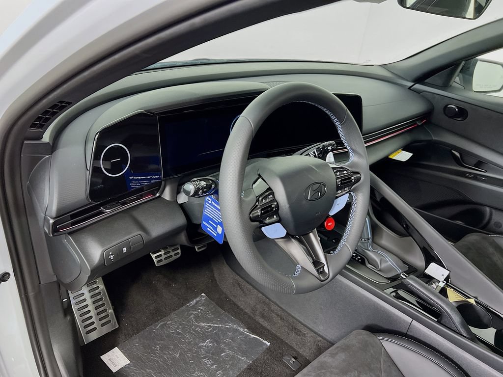 New 2026 Hyundai Elantra N FWD image 7