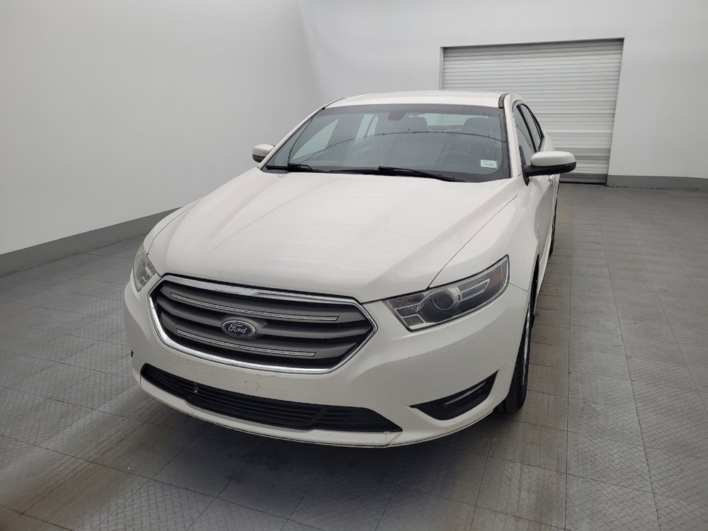 Used 2017 Ford Taurus SEL image 15