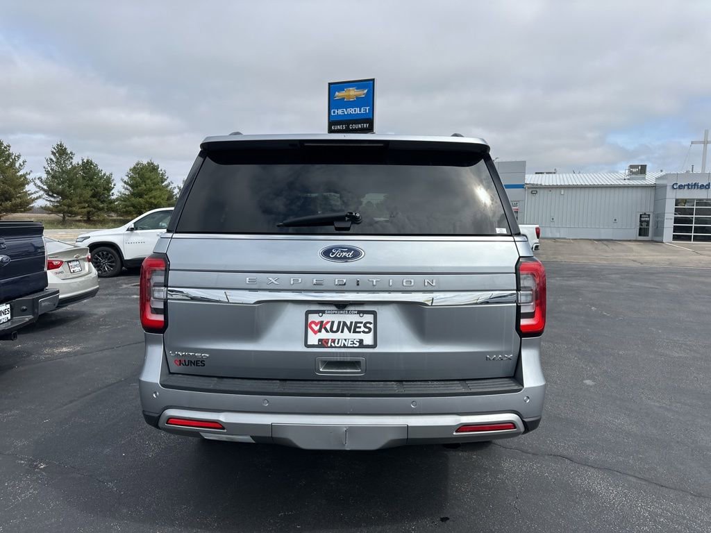 Used 2024 Ford Expedition Max Limited image 11