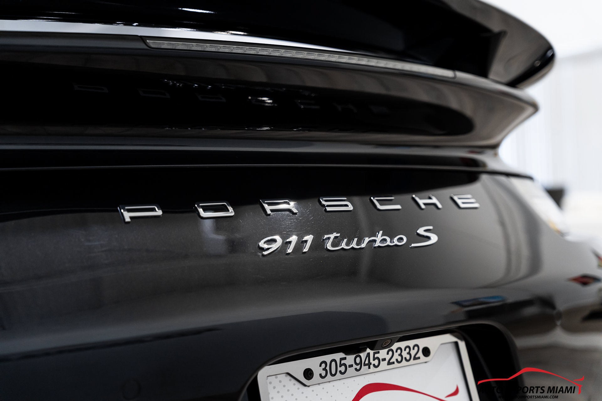 Used 2014 Porsche 911 Turbo S AWD/4WD image 18