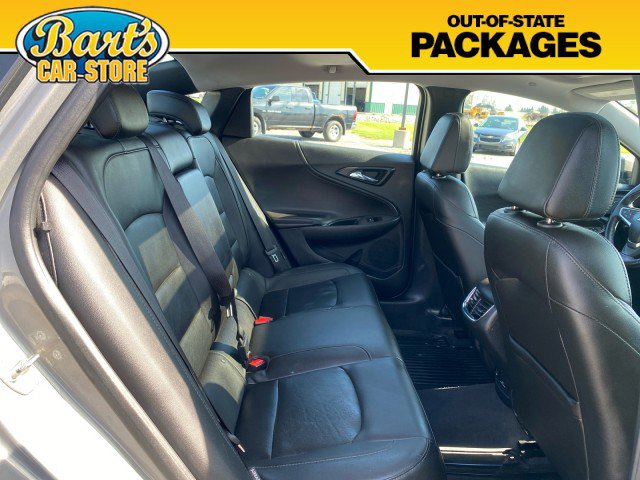 Used 2017 Chevrolet Malibu LT w/ Leather Package image 10