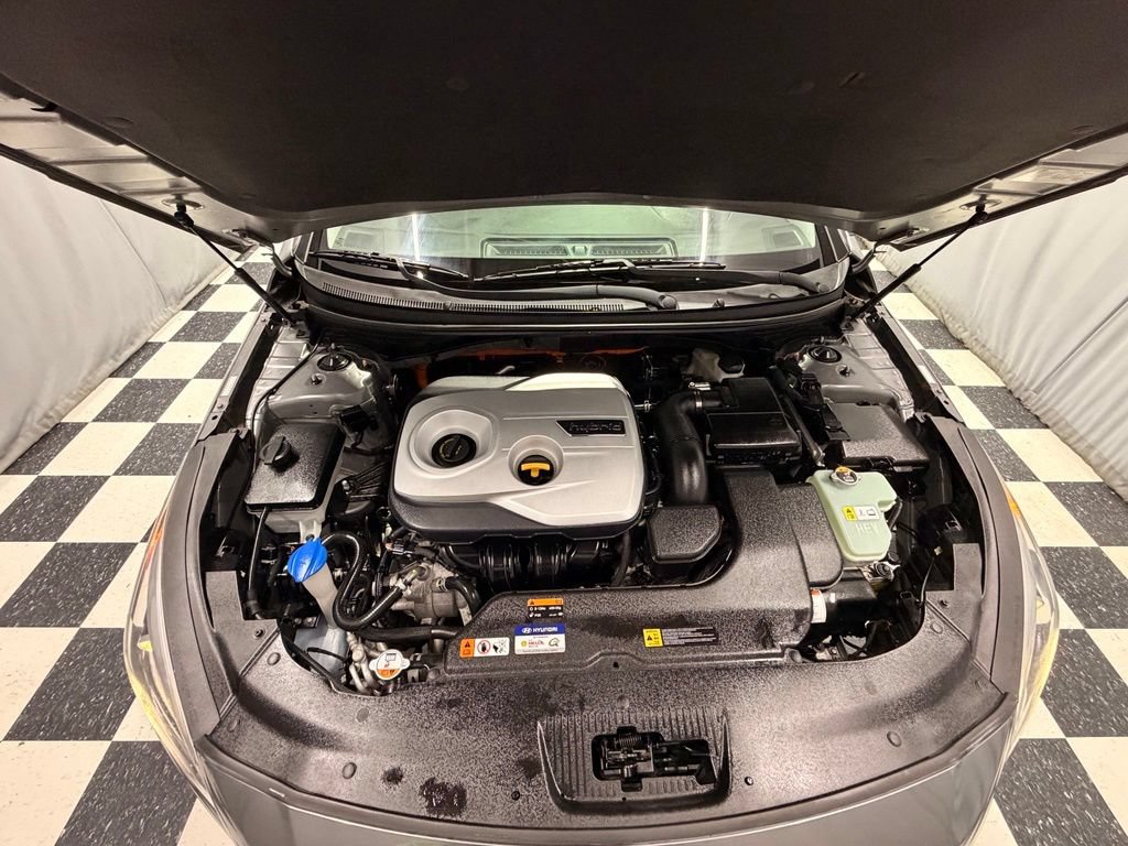 Used 2017 Hyundai Sonata SE FWD image 16