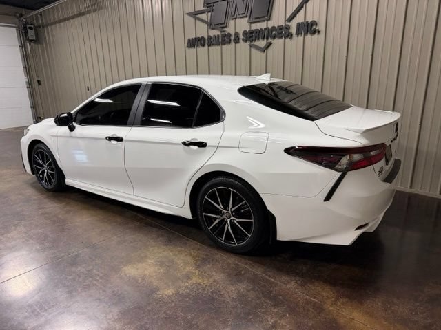 Used 2023 Toyota Camry SE w/ Convenience Package FWD image 5