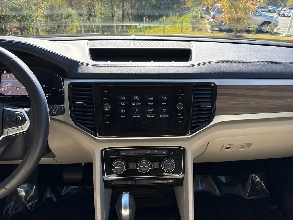 Used 2021 Volkswagen Atlas SEL image 17