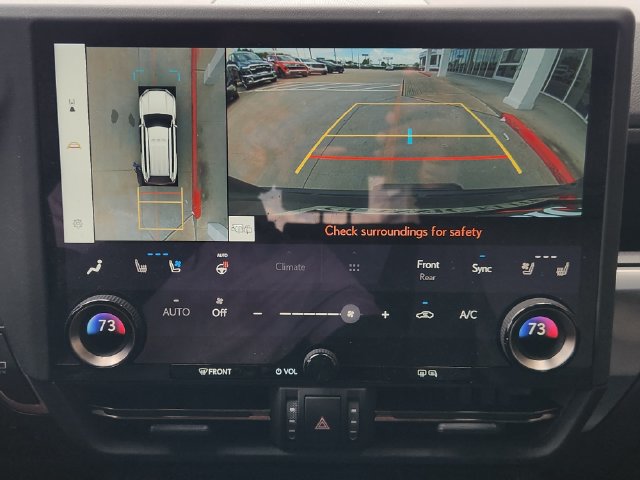 Used 2024 Lexus GX 550 w/ Accessory Package (Z1) AWD/4WD image 16