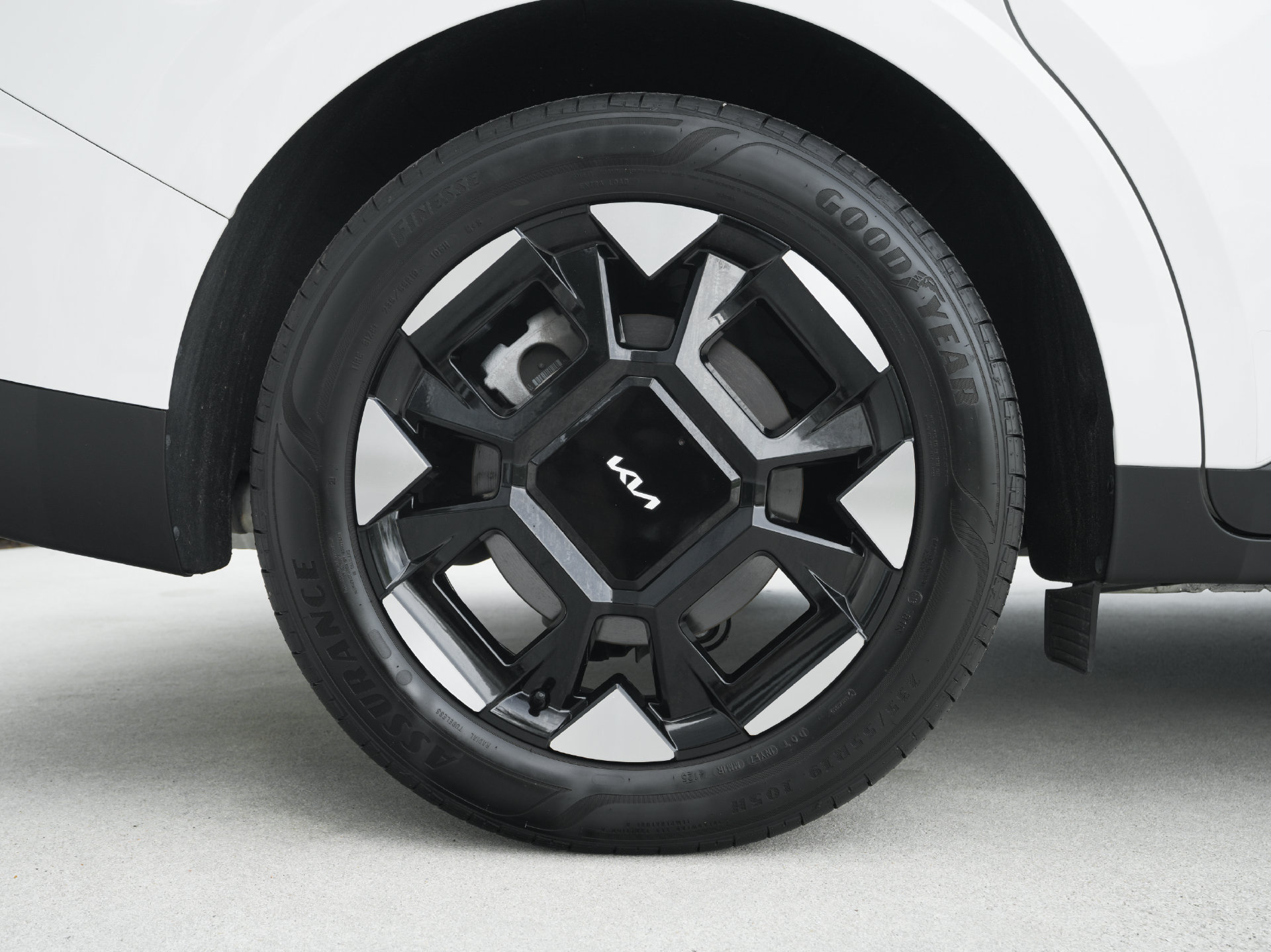 Used 2026 Kia Carnival EX FWD image 38