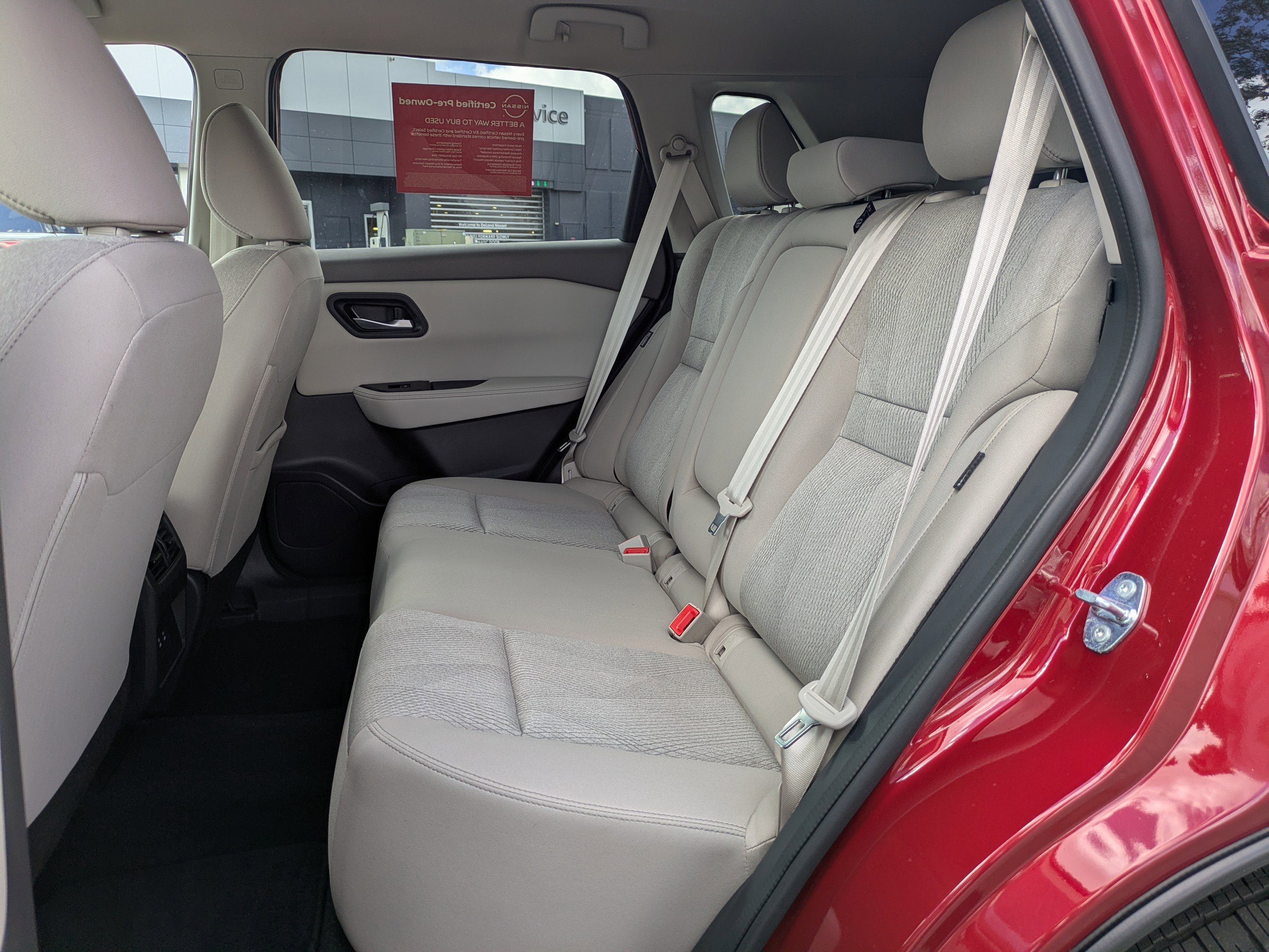 Certified 2025 Nissan Rogue SV image 15