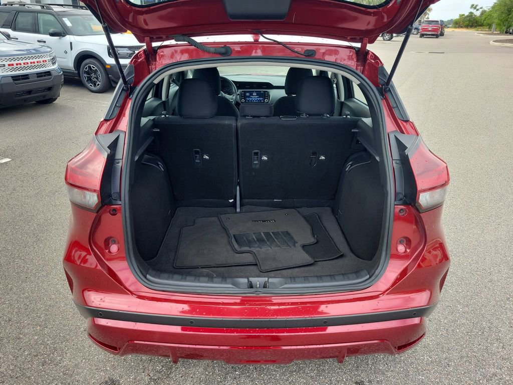 Used 2023 Nissan Kicks SV FWD image 10