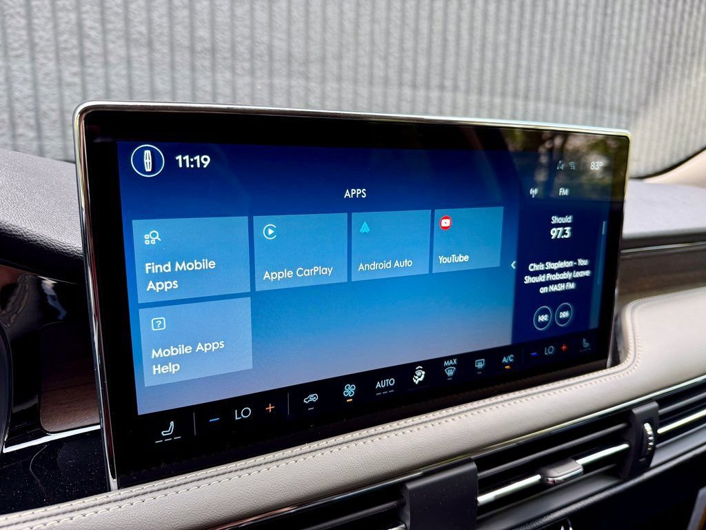 New 2025 Lincoln Corsair Grand Touring AWD/4WD image 32