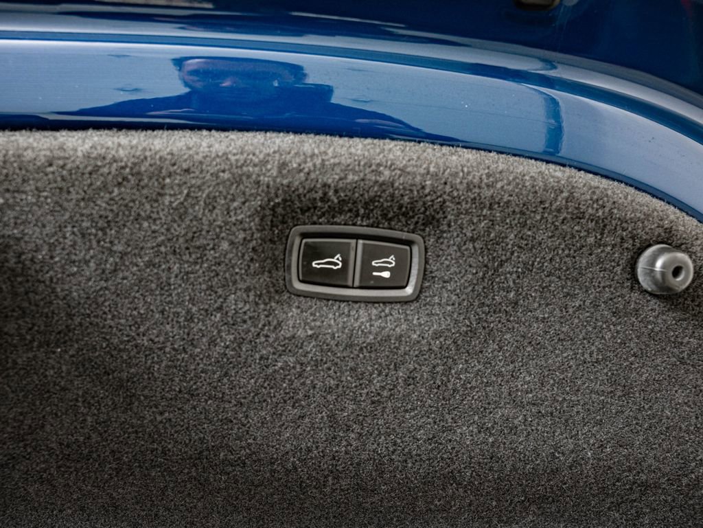 Used 2023 Audi e-tron GT Prestige AWD/4WD image 39