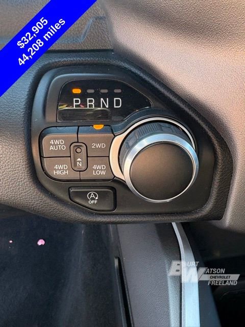 Used 2023 RAM 1500 4x4 Crew Cab image 23