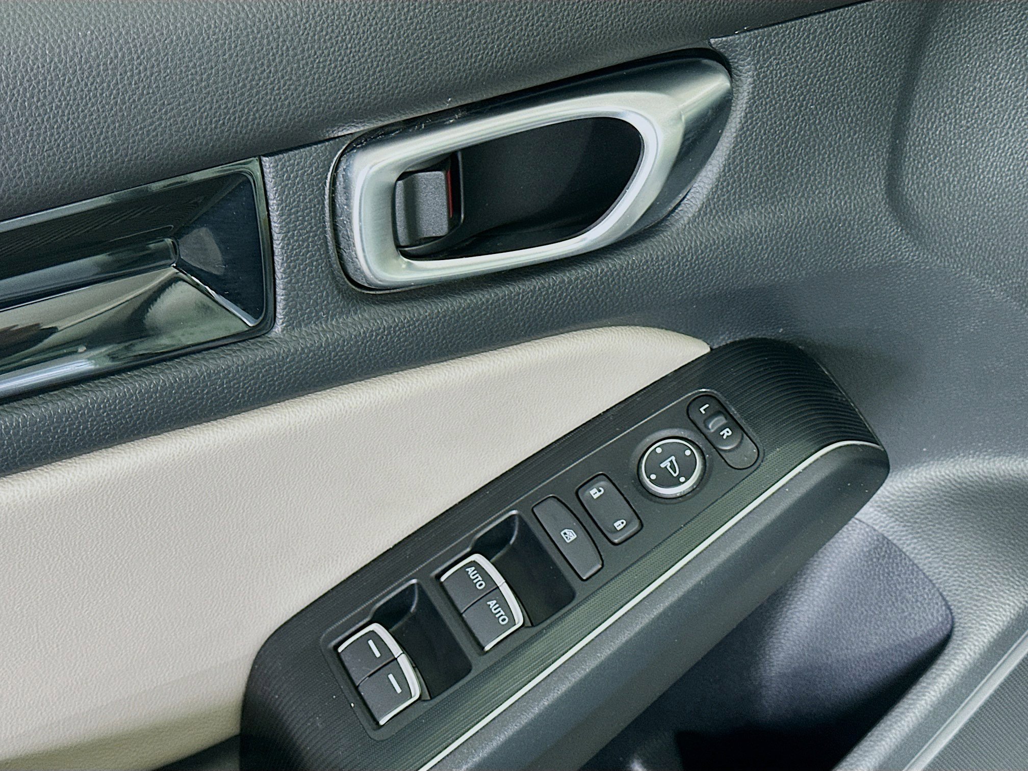 Used 2022 Honda Civic Sport Touring image 15