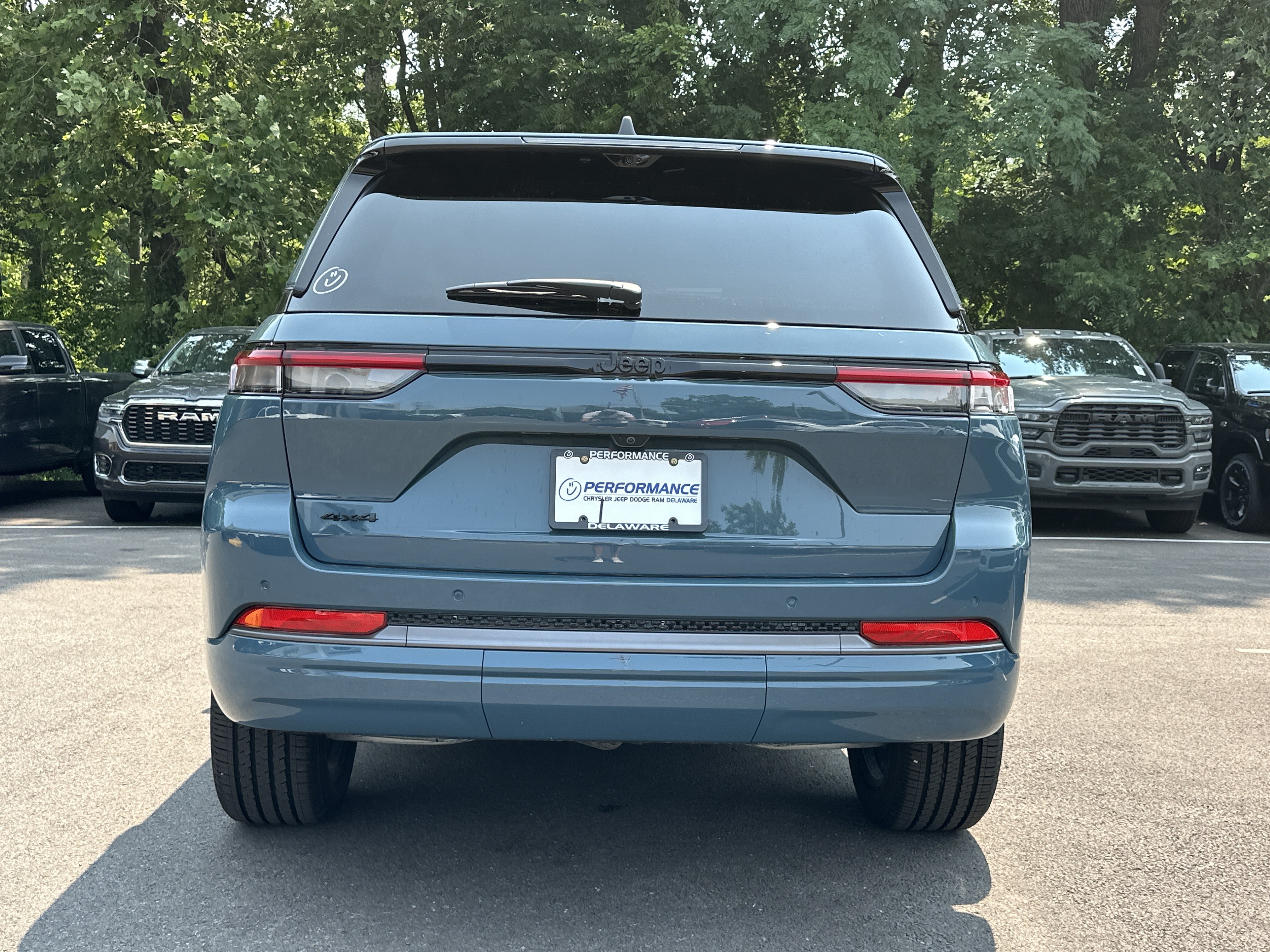 New 2026 Jeep Grand Cherokee Limited AWD/4WD image 14