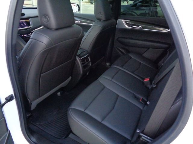 Certified 2023 Cadillac XT5 Sportv w/ Technology Package image 12