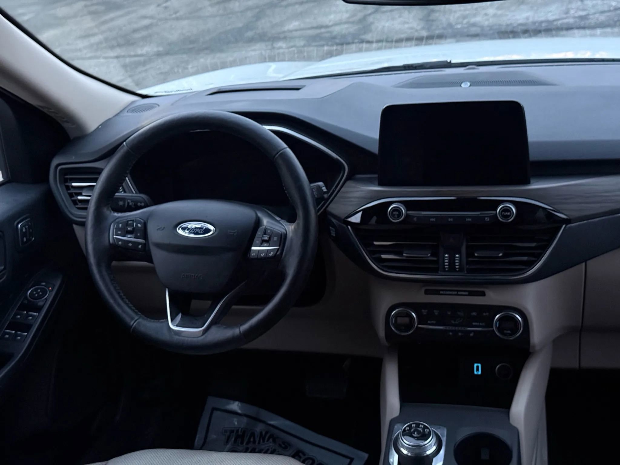 Used 2020 Ford Escape Titanium image 29