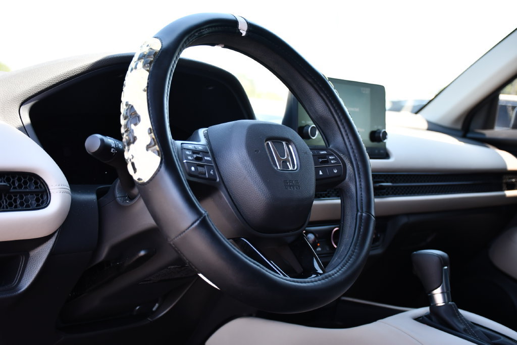 Used 2024 Honda HR-V LX image 13