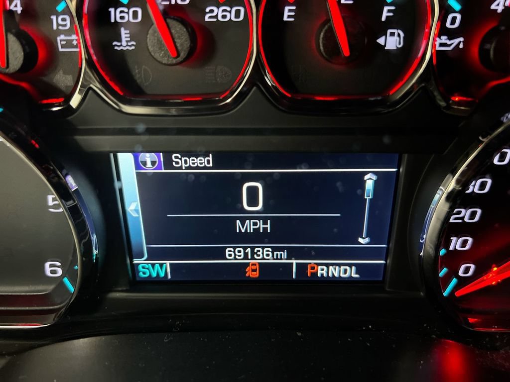 Used 2018 Chevrolet Silverado 1500 LT w/ All Star Edition AWD/4WD image 13