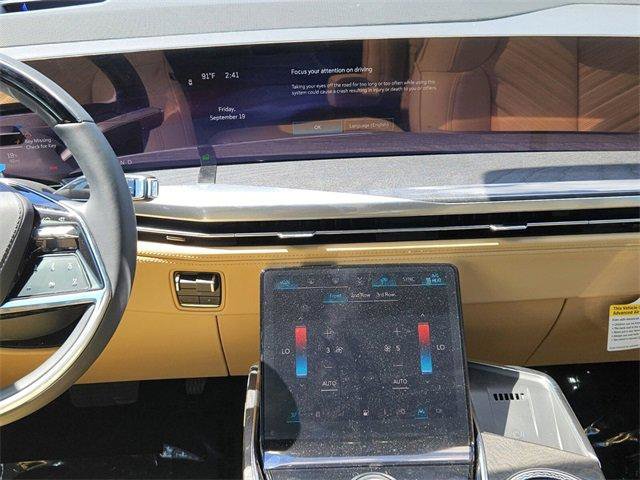 New 2026 Cadillac Escalade IQ Luxury 2 image 17