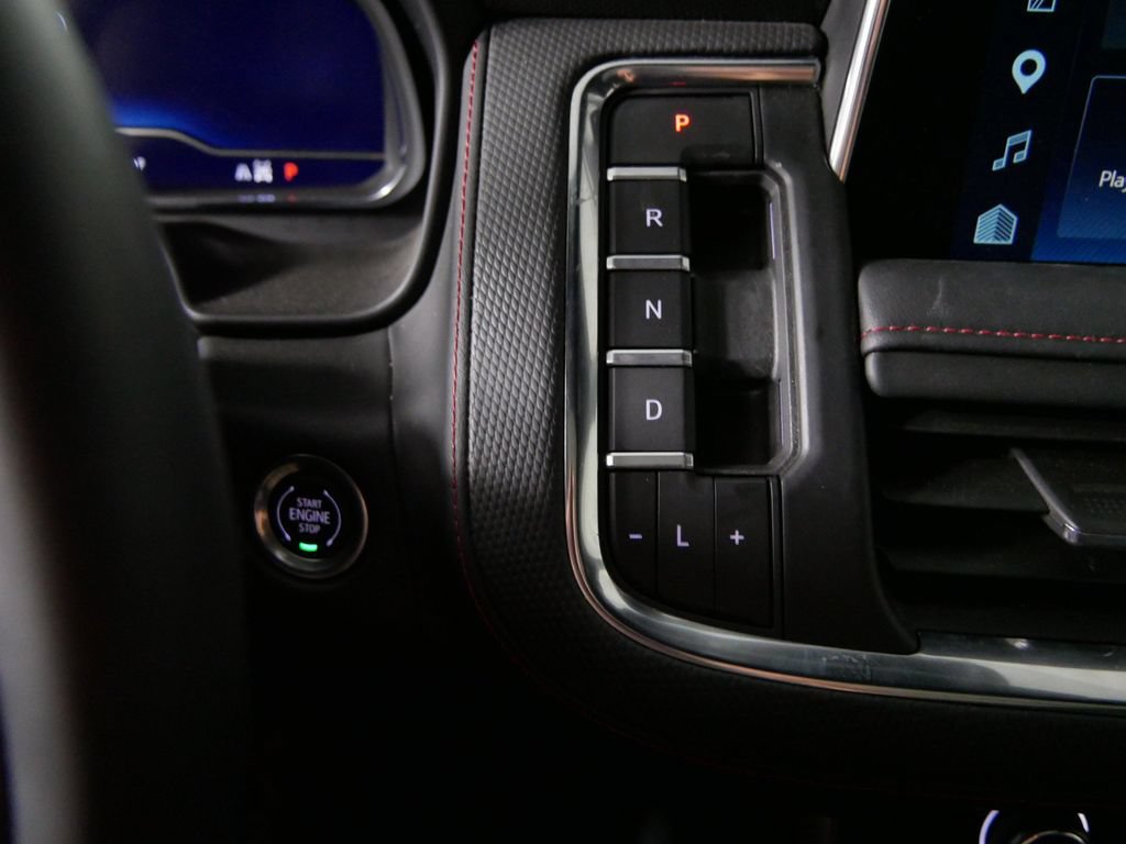 Used 2024 Chevrolet Tahoe RST w/ Luxury Package AWD/4WD image 25