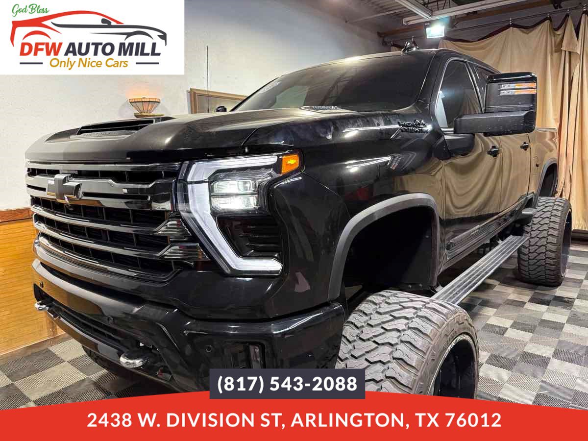 Used 2024 Chevrolet Silverado 2500 High Country w/ Midnight Edition AWD/4WD image 1