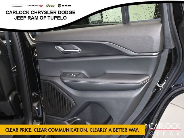 New 2025 Jeep Grand Cherokee Altitude image 35