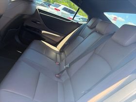 Used 2023 Lexus ES 250 w/ Premium Package AWD/4WD image 5