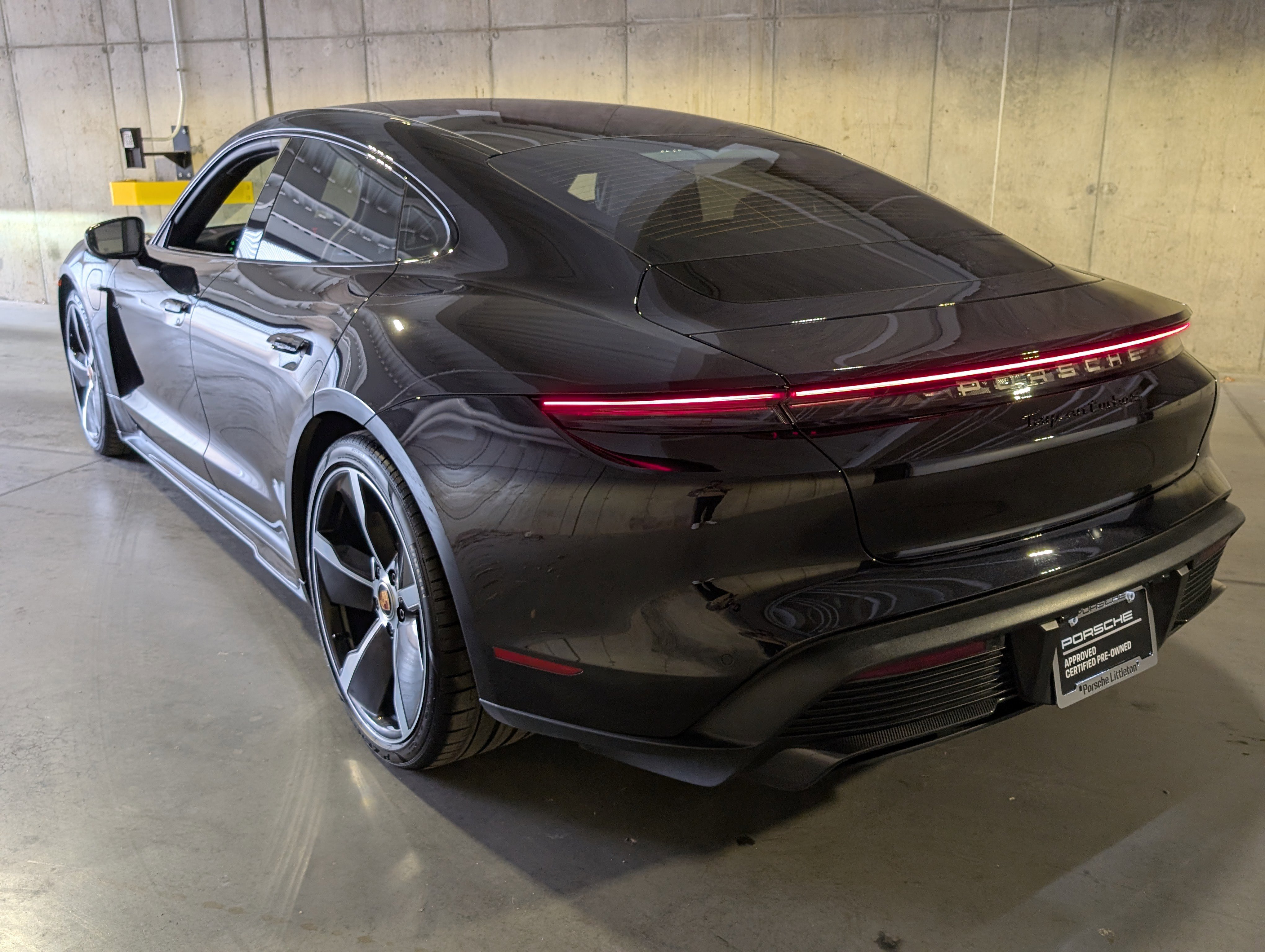 Used 2021 Porsche Taycan Turbo S image 3