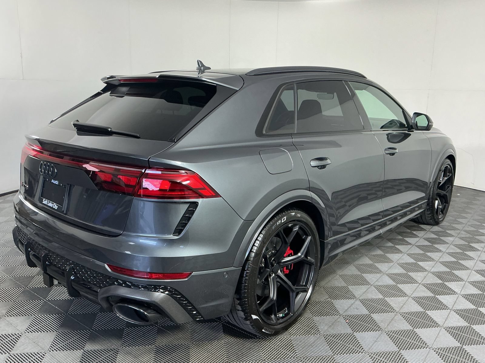 New 2027 Audi RS Q8 performance AWD/4WD image 9