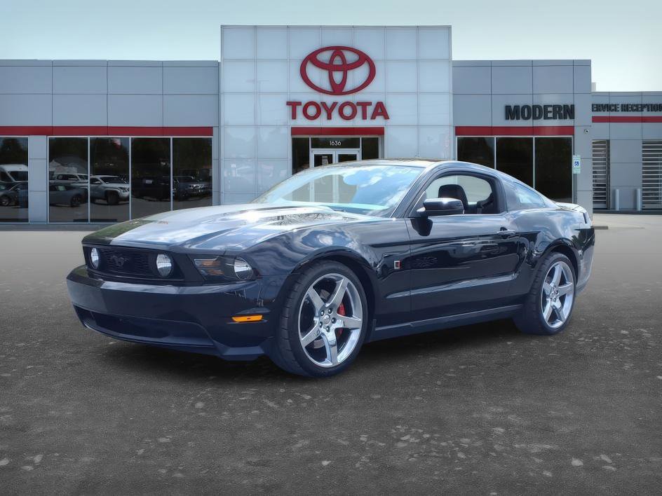 Used 2010 Ford Mustang GT image 9