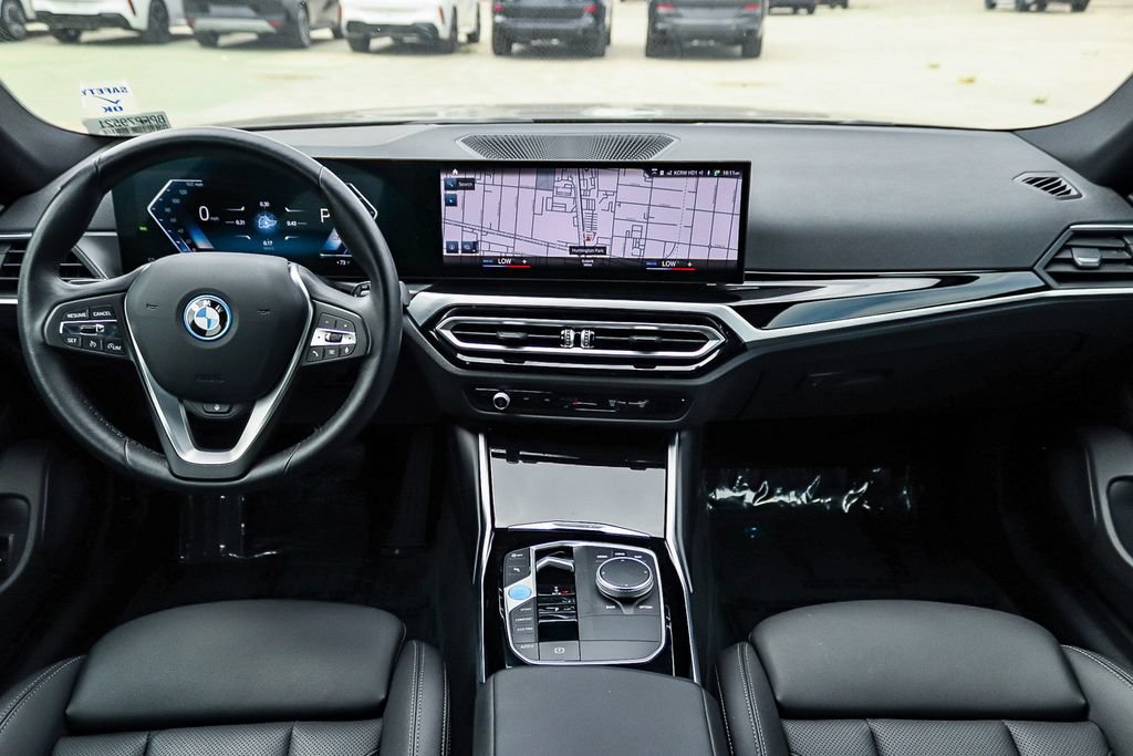 Used 2023 BMW i4 eDrive40 w/ Premium Package RWD image 14