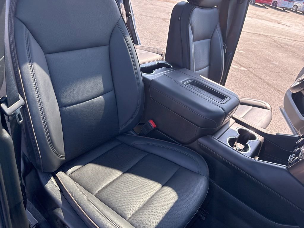 Used 2023 Chevrolet Tahoe High Country AWD/4WD image 39