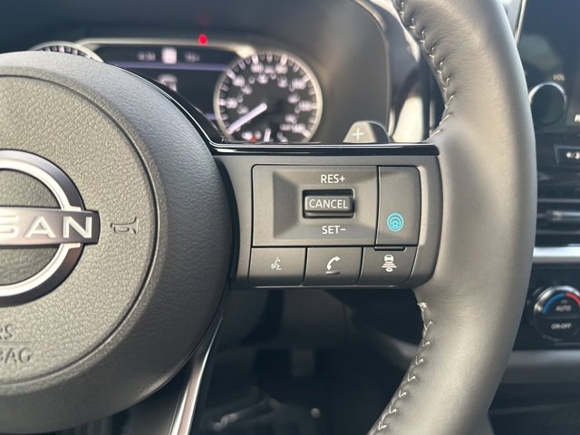 New 2025 Nissan Pathfinder SL image 16