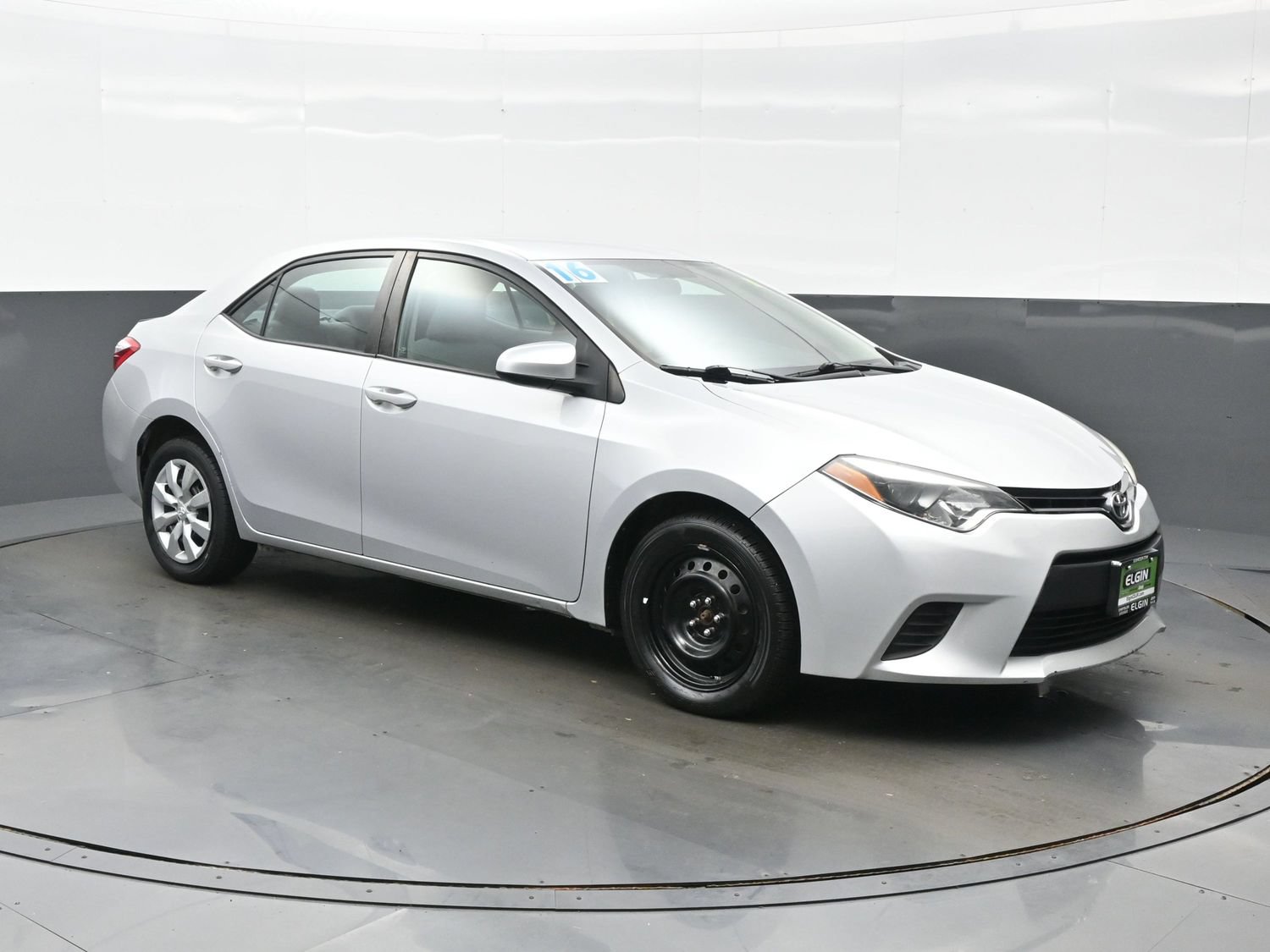 Used 2016 Toyota Corolla LE FWD image 11
